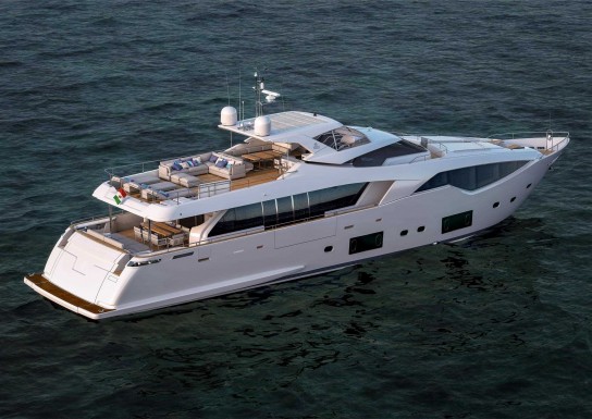 Ferretti Custom Line 108