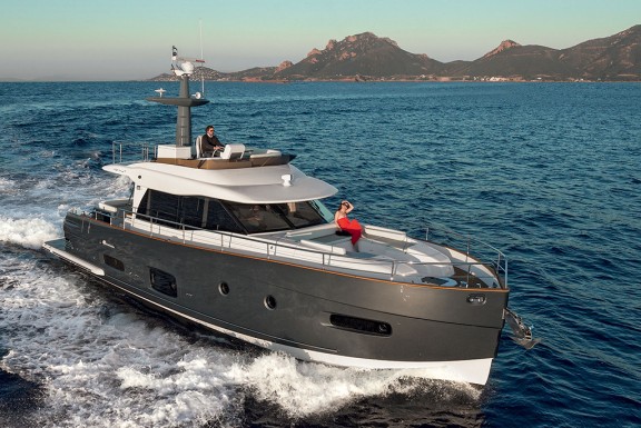 azimut53