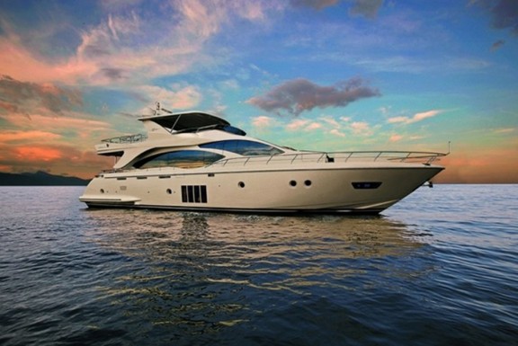 azimut84