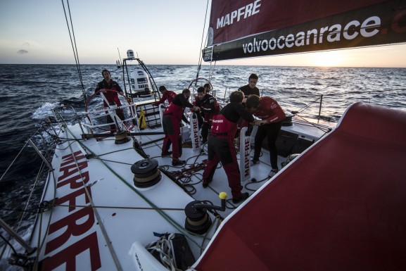 Batalha pelas Canárias marca mais um dia da Volvo Ocean Race