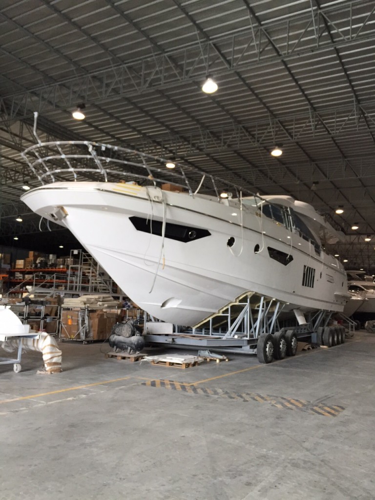 Azimut 83: o maior barco do estaleiro no país ficará pronto em julho