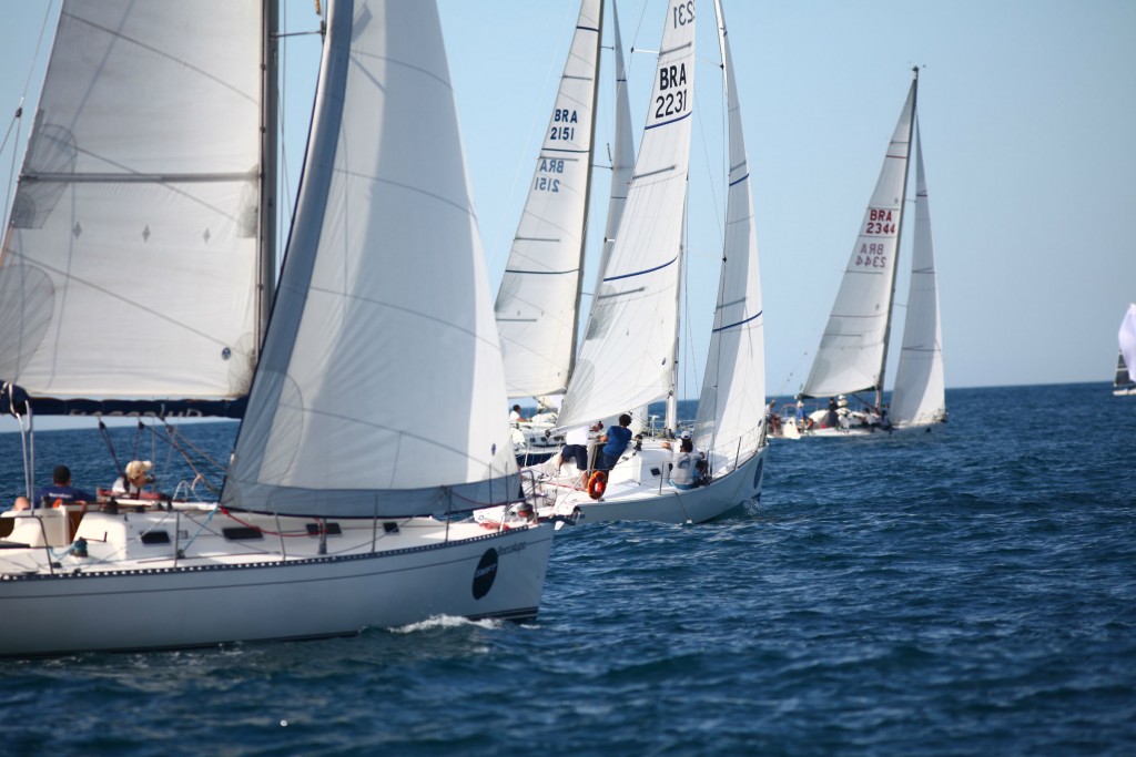 Copa Swift Sport prepara barcos para a Ilhabela Sailing Week