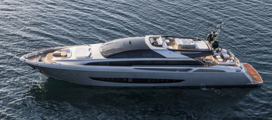 Riva 122 superyacht Mythos – Photo by Alberto Cocchi