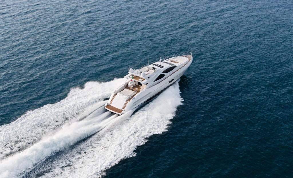 mangusta_110_running_shot_8