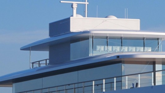 onsmBsLR76RbY6fb0bLi_venus-yacht-bridge-mac-computers-1600×900