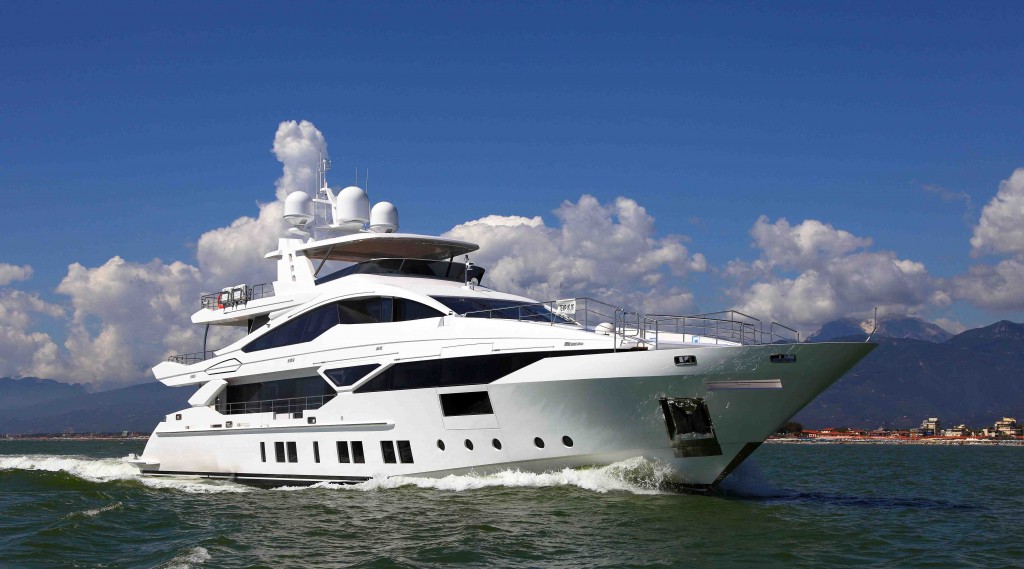 Benetti VEloce 140'