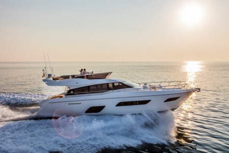 Ferretti Yachts 550 - boat shopping