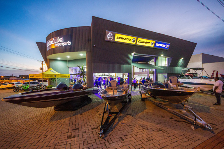 Concessionária Moto Náutica, da BRP, inaugura nova loja
