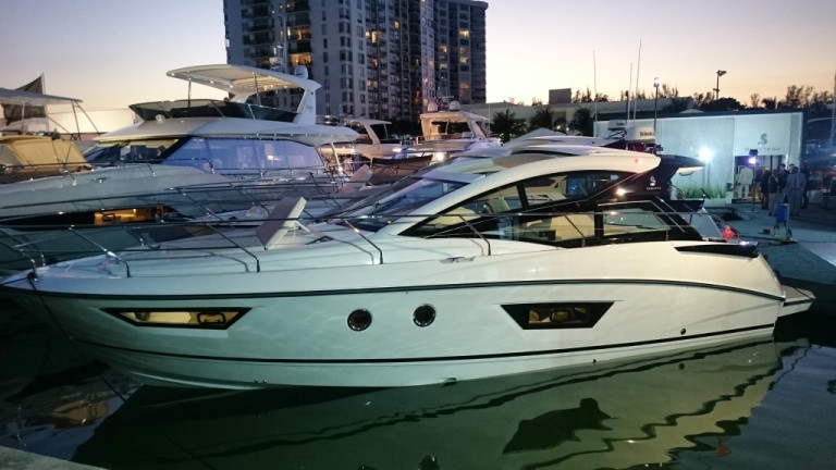 Conheça a nova Beneteau GT 42 que será produzida no Brasil