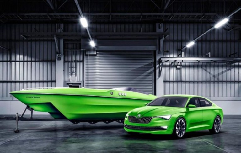 06 barcos inspirados em carros