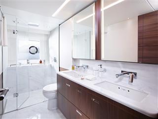 75bathroom_new-320