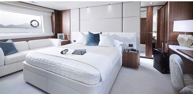 75stateroom_new_white-644