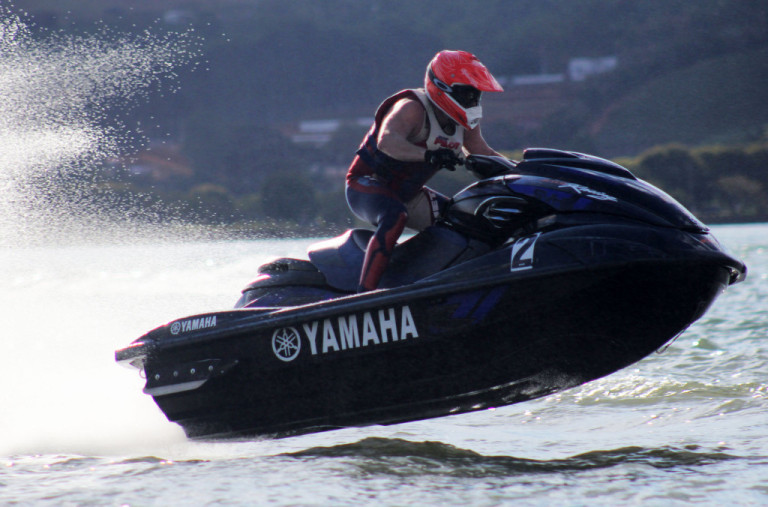 Umberto Brito é um dos favoritos no 29º brasileiro de jet ski