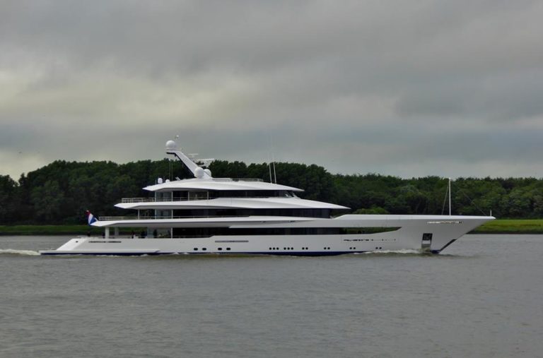 Feadship-Joy-3-1-768x507