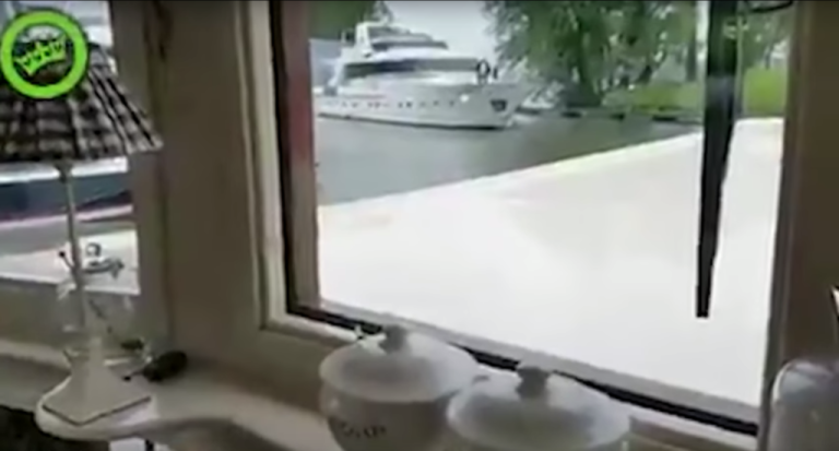 Exemplo de como não docar