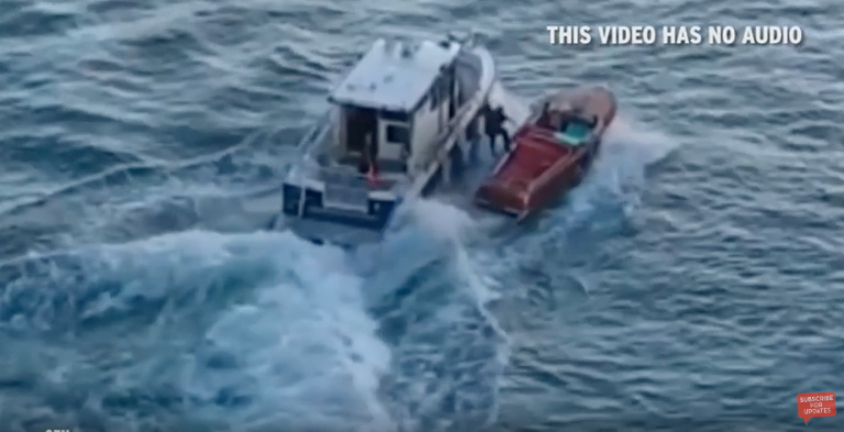 Policial salva barco desgovernado
