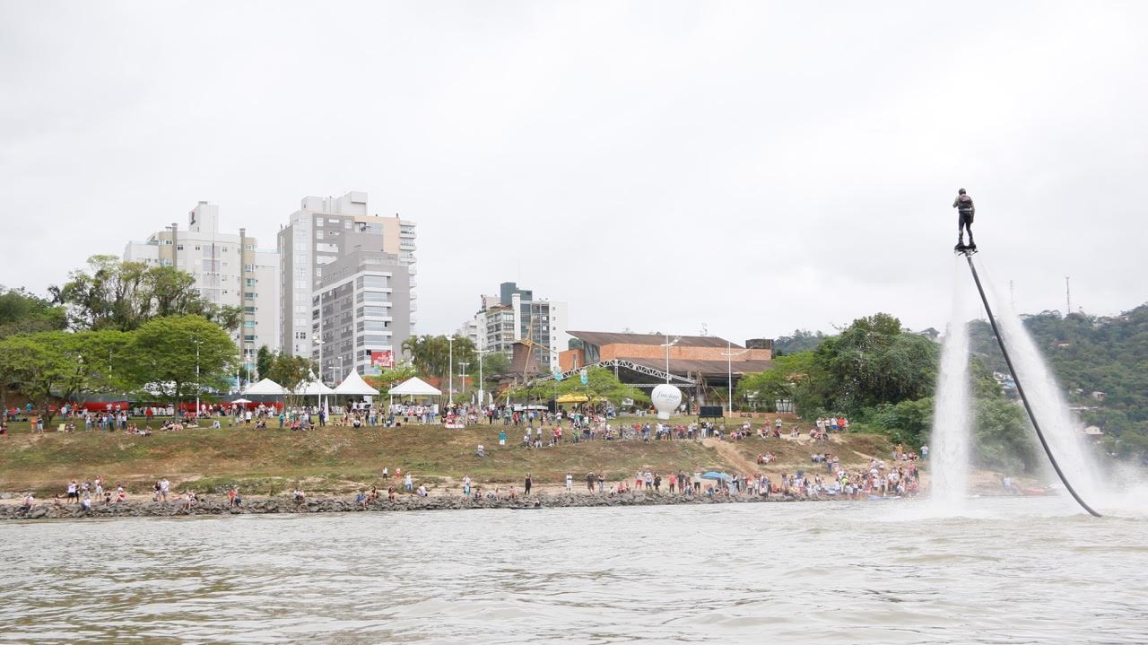 foto-blumenau-a-bordo