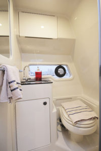 Banheiro Bayliner 280