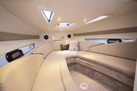 Cabine Bayliner 280