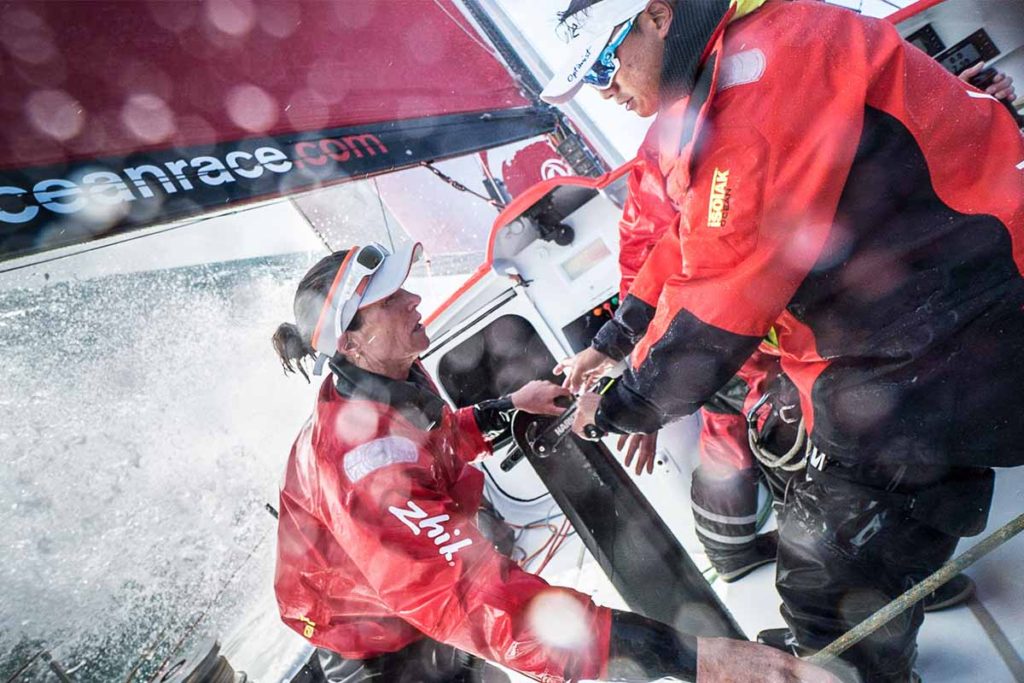 Carolijn Brouwer e Marie Riou na Volvo Ocean Race