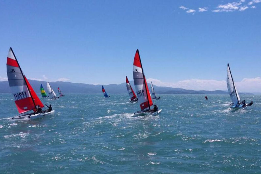 Disputa por título esquenta no segundo dia do Sul-Brasileiro de Hobie Cat