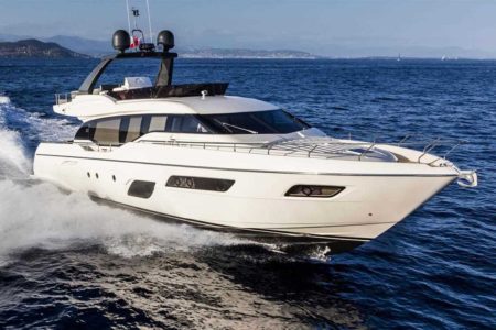 FERRETTI 70