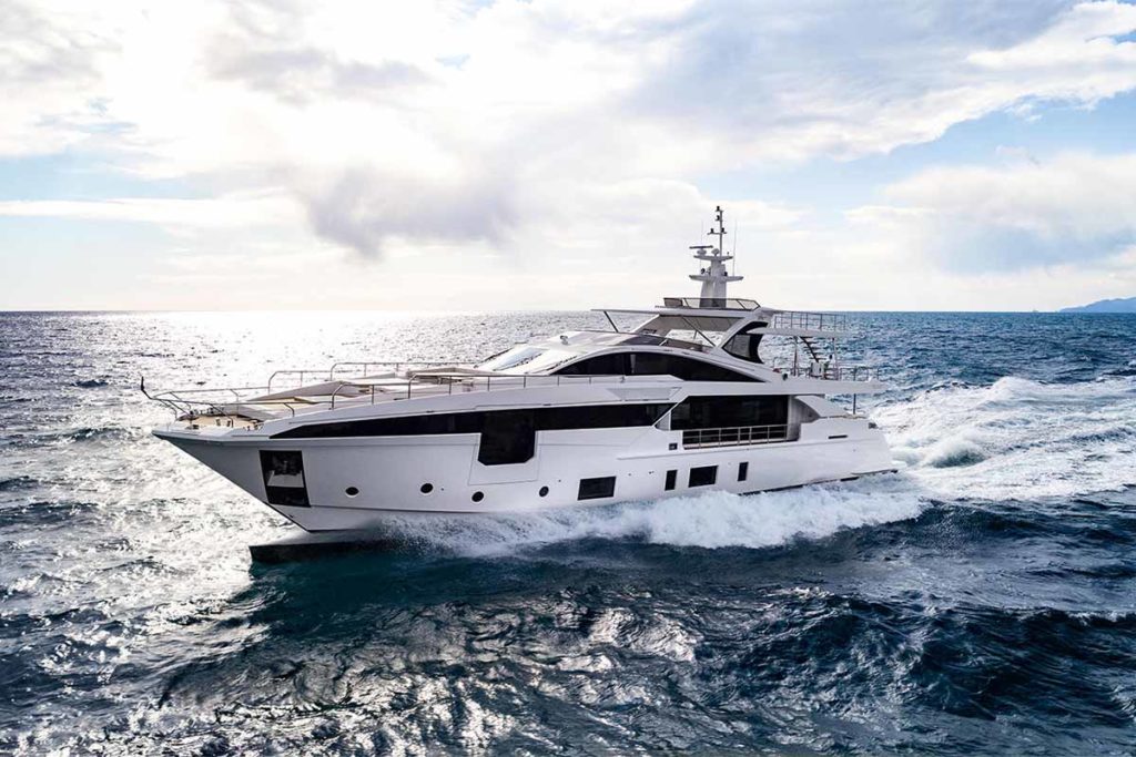 AZIMUT GRANDE 35 METRI