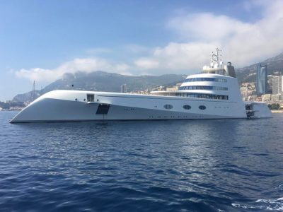 superyacht A em monaco