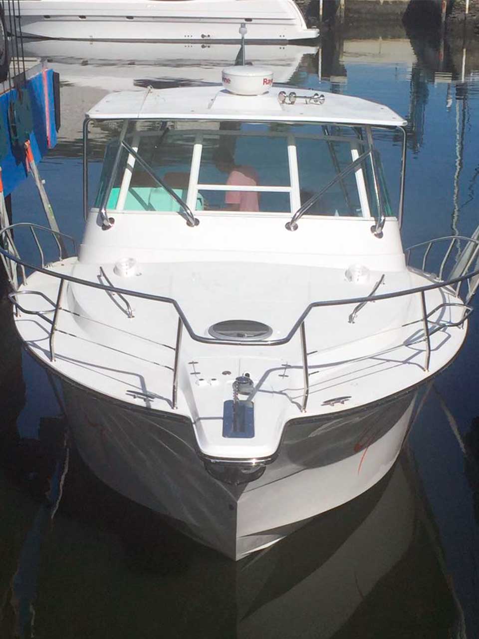 Barco-indo-para-água-Sedna-Yachts-XFI-335-Boat-Shopping