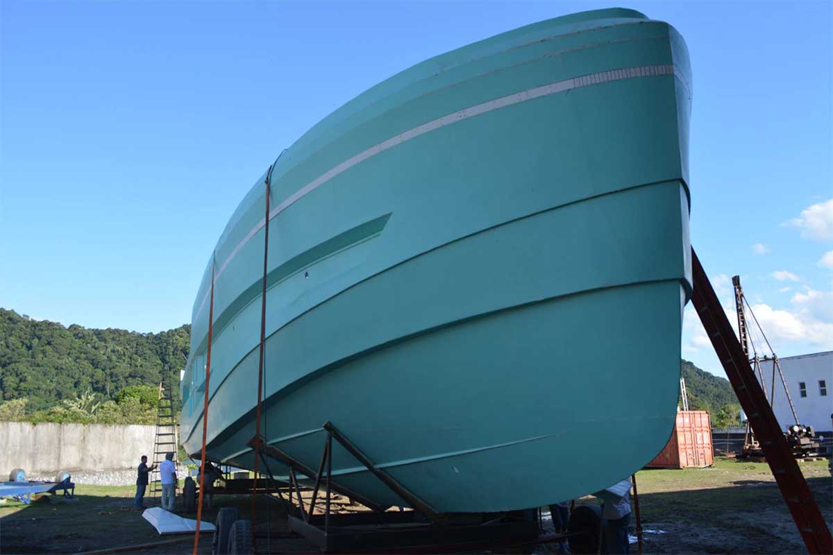 Okean Yachts 80 em fase de construção