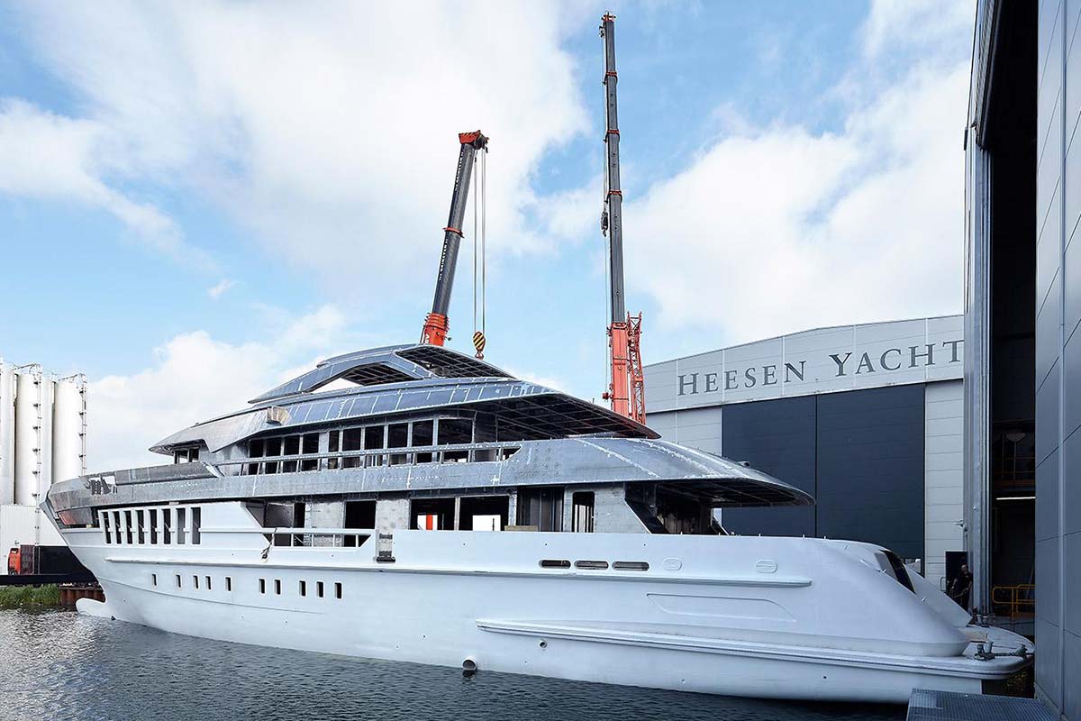 Projeto-Antares-em-construção-heesen-yachts