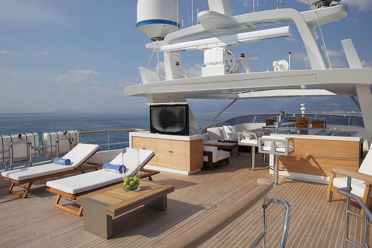 Skyler-iate-entregue-Benetti-Fast-125-boatshopping