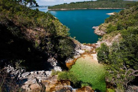 cachoeira-lagoa-azul-capitólio-mg-1