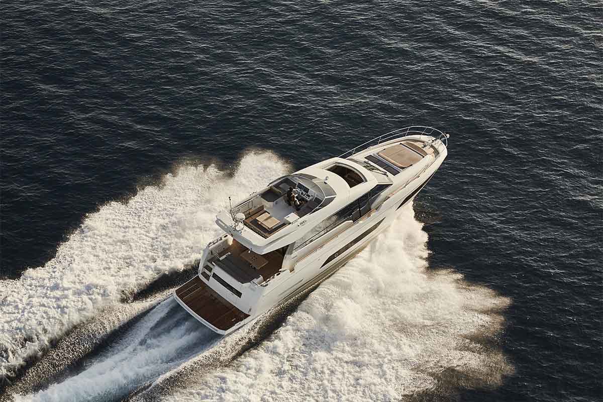 Prestige 680 S - Boat Shopping