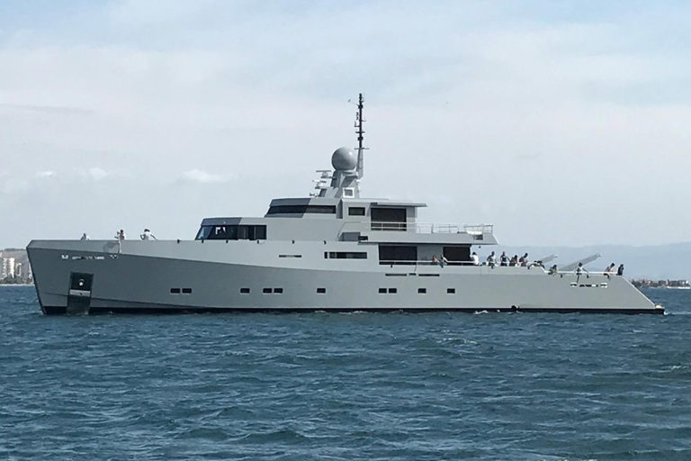 Tansu-iate-Cyclone-lancado-boatshopping