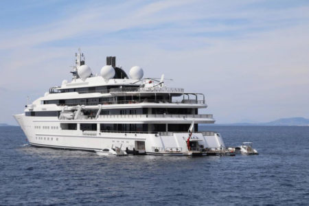 Al-Lusail-e-Katara-vistos-em-Capri-boatshopping-4