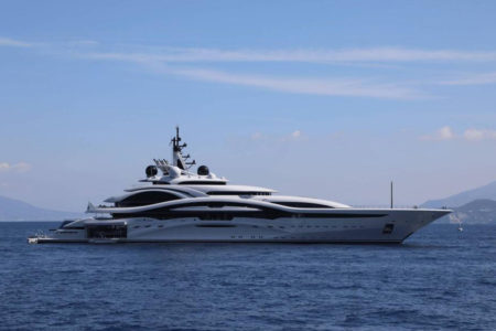 Al-Lusail-e-Katara-vistos-em-Capri-boatshopping-5