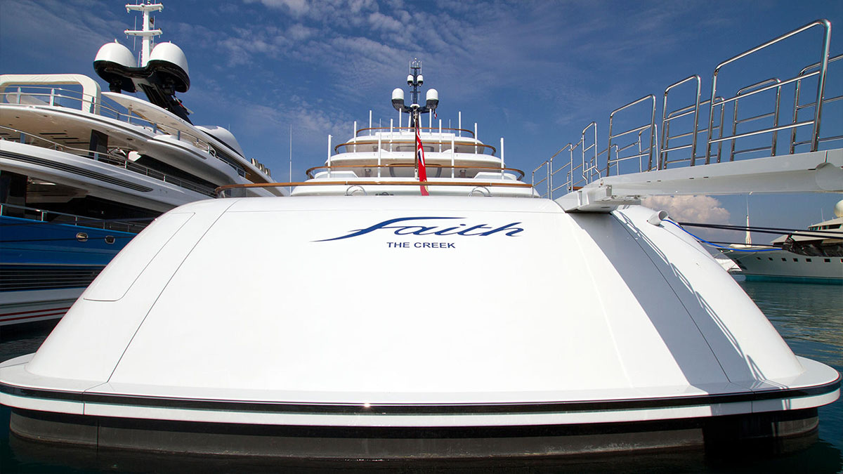 Feadship-Faith-retorna-ao-estaleiro-para-refit-boatshopping