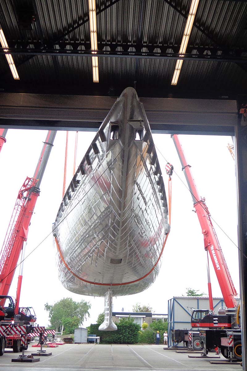 Royal-Huisman-projeto-RH399-quase-finalizado-boatshopping