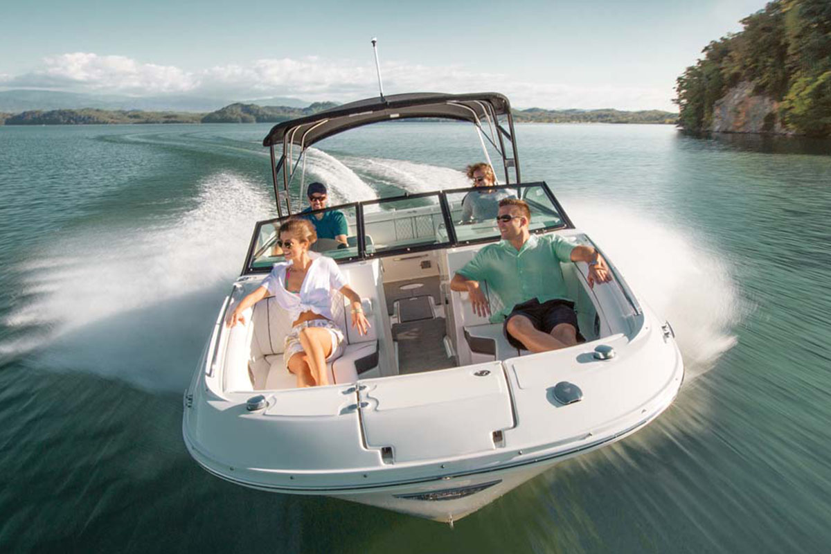 Sea-Ray-firma-parceria-Simrad-boatshopping