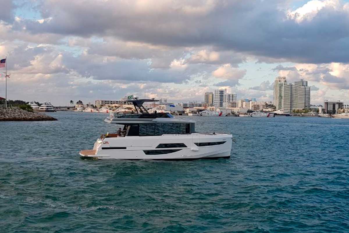 Okean-Yachts-50-Fort-Lauderdale-HMY-Yachts-Boat-Shopping