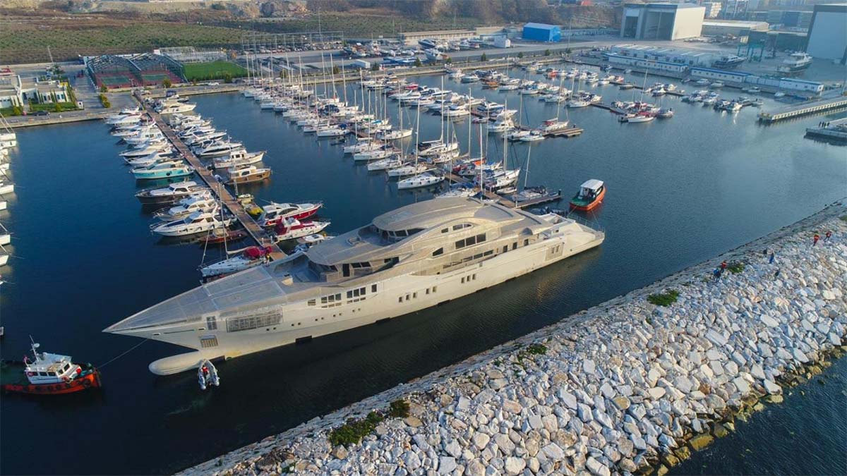 Bilgin-Yachts-revela-primeiras-imagens-de-superiate-de-80m-boatshopping