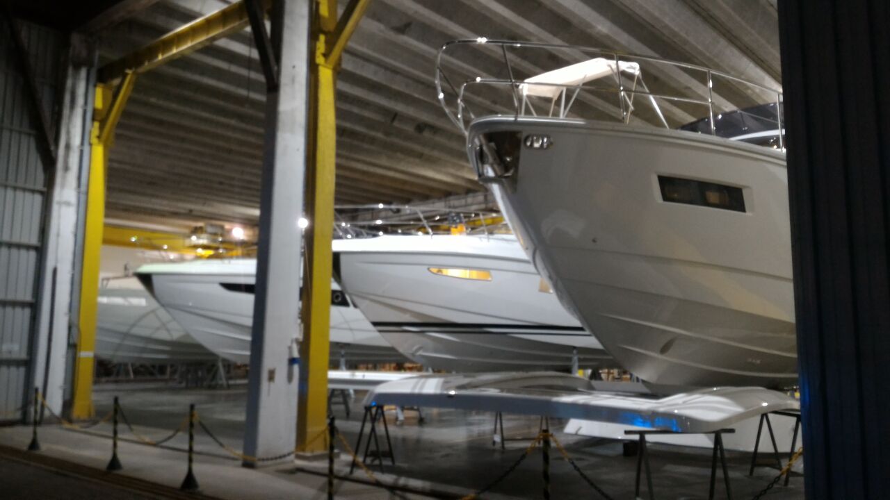 schaefer yachts jantar 25 anos - boat shopping 7