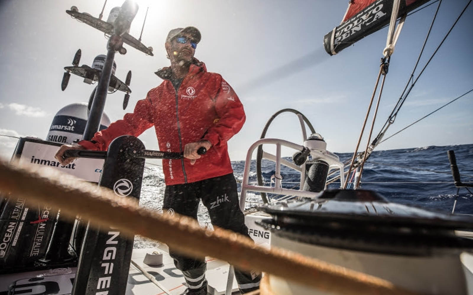 Volvo-Ocean-Race-Velocidades-altas-com-a-frota-visando-o-final-sexta-feira-boatshopping