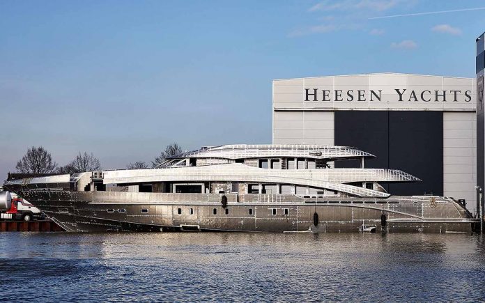 Projeto-Aster-Heesen-de-50m-tem-casco-e-superestrutura-unidos-boatshopping