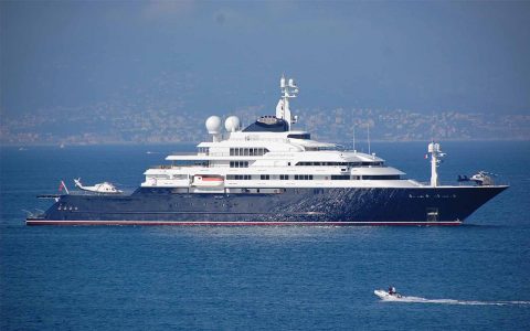 octopus iate – boat shopping