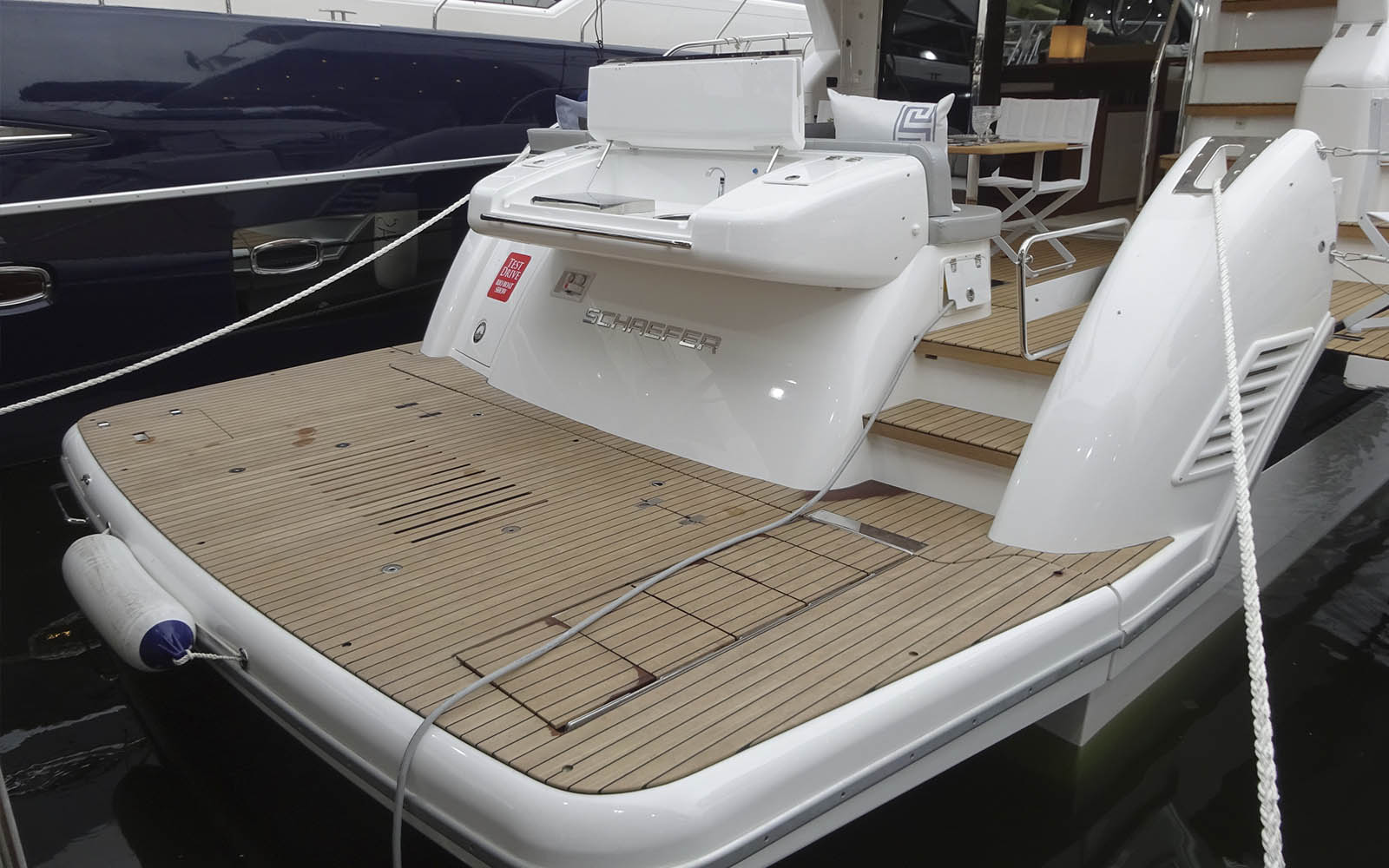 Confira os detalhes da nova Schaefer 580-boatshopping