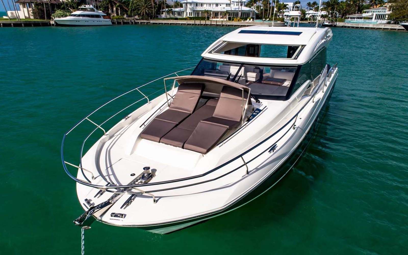 Saiba tudo sobre a Prestige 520S-boatshopping