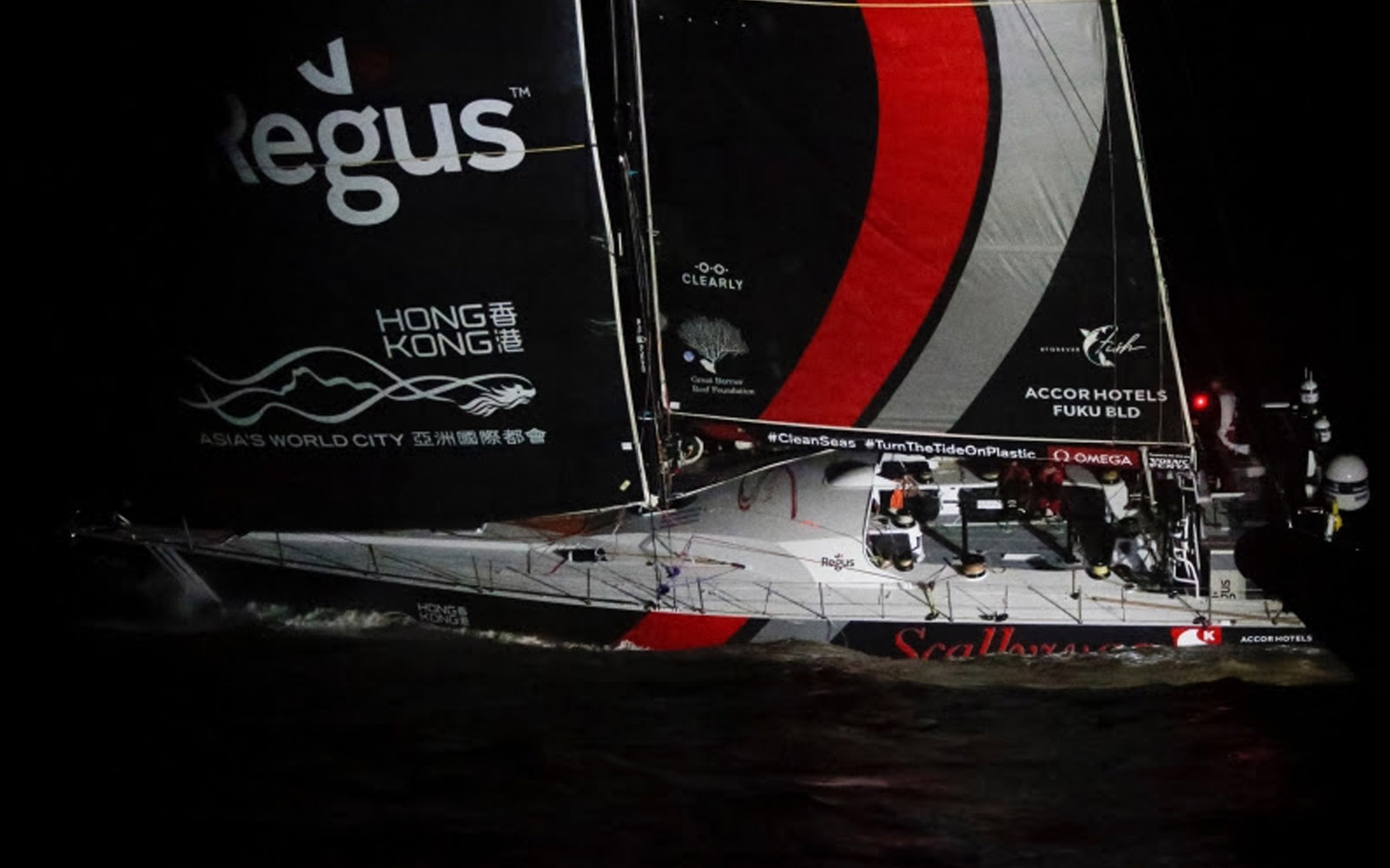 Volvo Ocean Race Scallywag chega a Cardiff-boatshopping