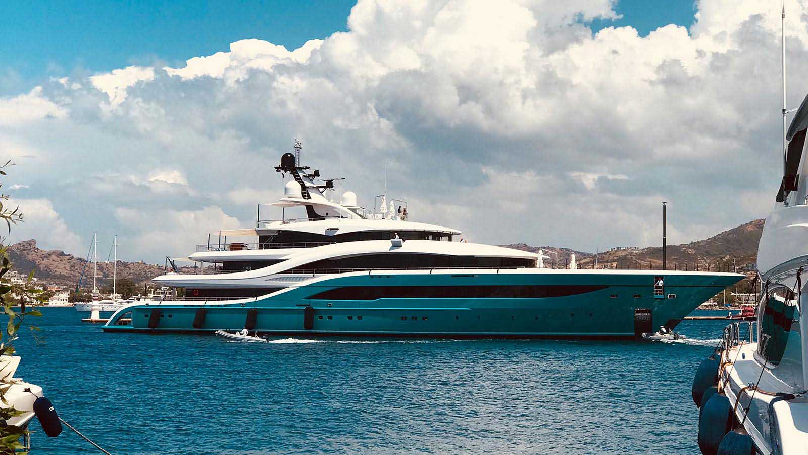 Turquoise Yachts entrega superiate GO-boatshopping